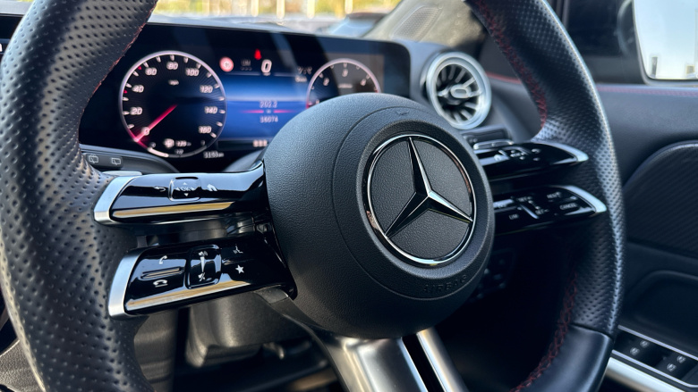 Mercedes-Benz GLA 220d 4Matic AMG Line Executive 5dr Auto Diesel Hatchback